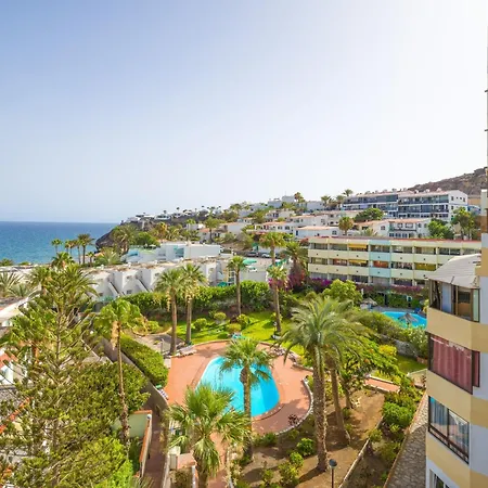 In Gran Canaria Near Playa Del Pirata